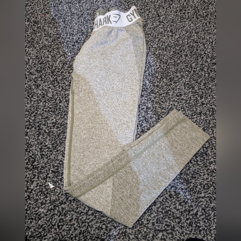 Gymshark Gray‎ Butt lift Leggings